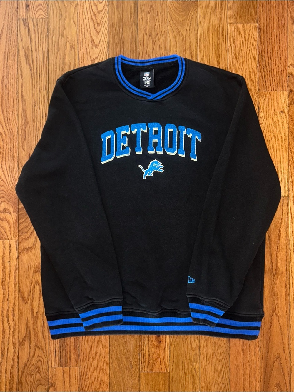 Detroit Lions New Era NFL Crewneck Size XL
